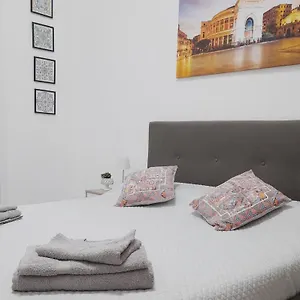 https://rosinas-flat.sicilyhotelsitaly.net