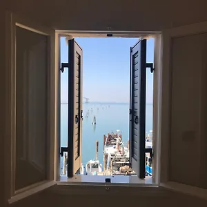 https://sunset-house.hotelinveneto.com